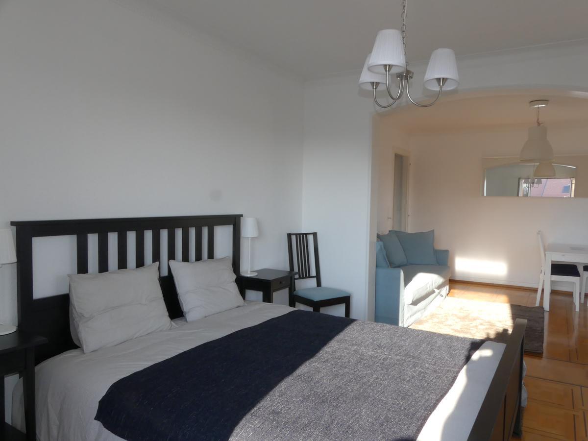 Au Bonheur Des Iris Bed & Breakfast Rolle Eksteriør bilde