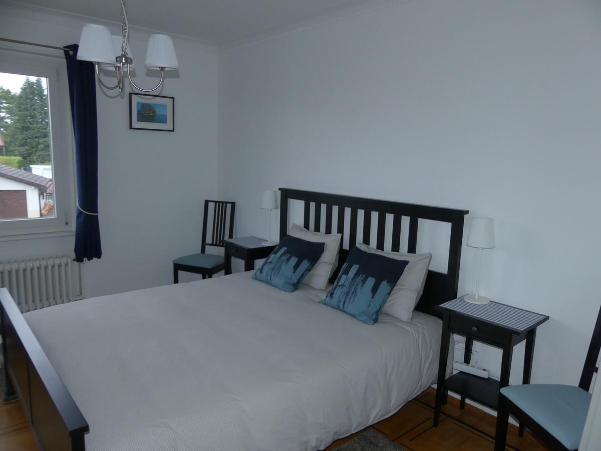 Au Bonheur Des Iris Bed & Breakfast Rolle Eksteriør bilde